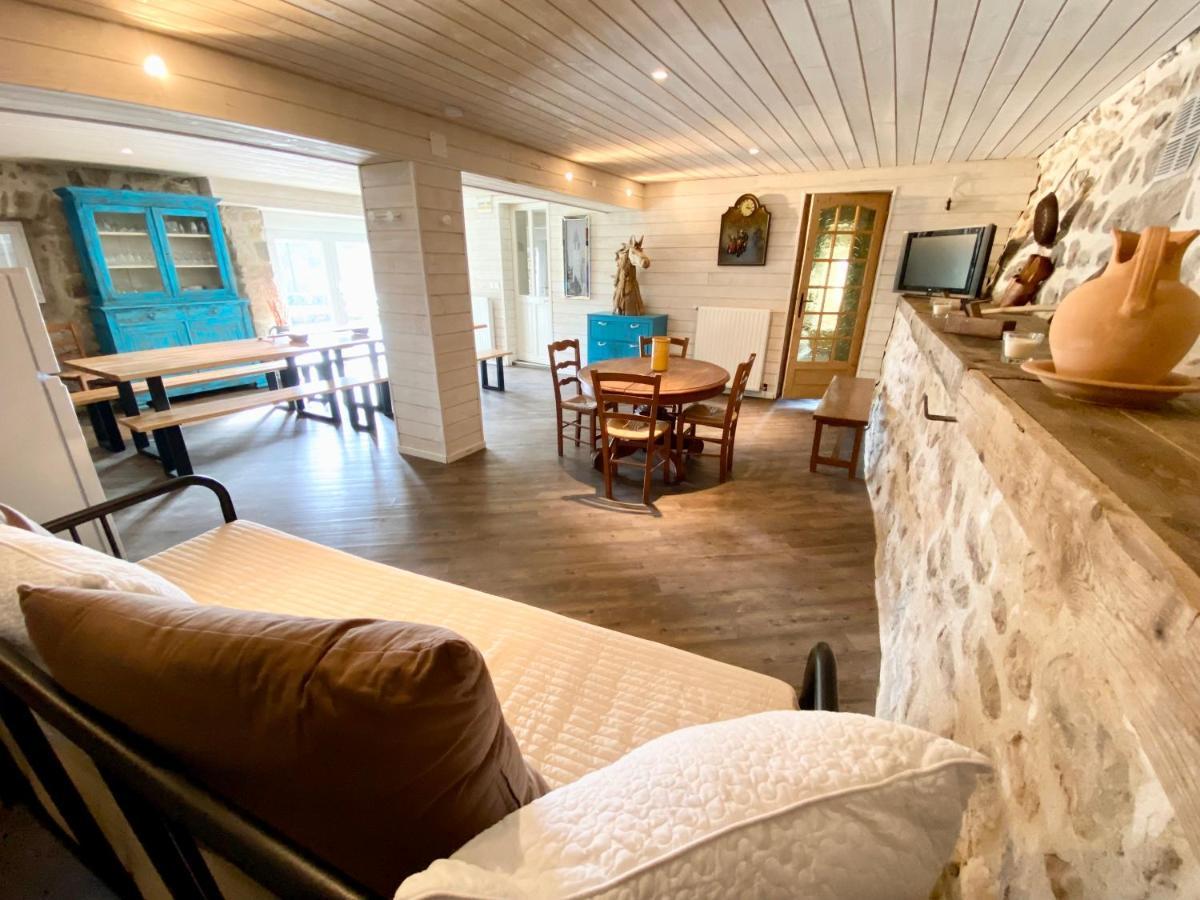 Gite De Groupe 160M2, 15P, Salle De Reception, Jardin, Terrasse Mazan-l'Abbaye Dış mekan fotoğraf